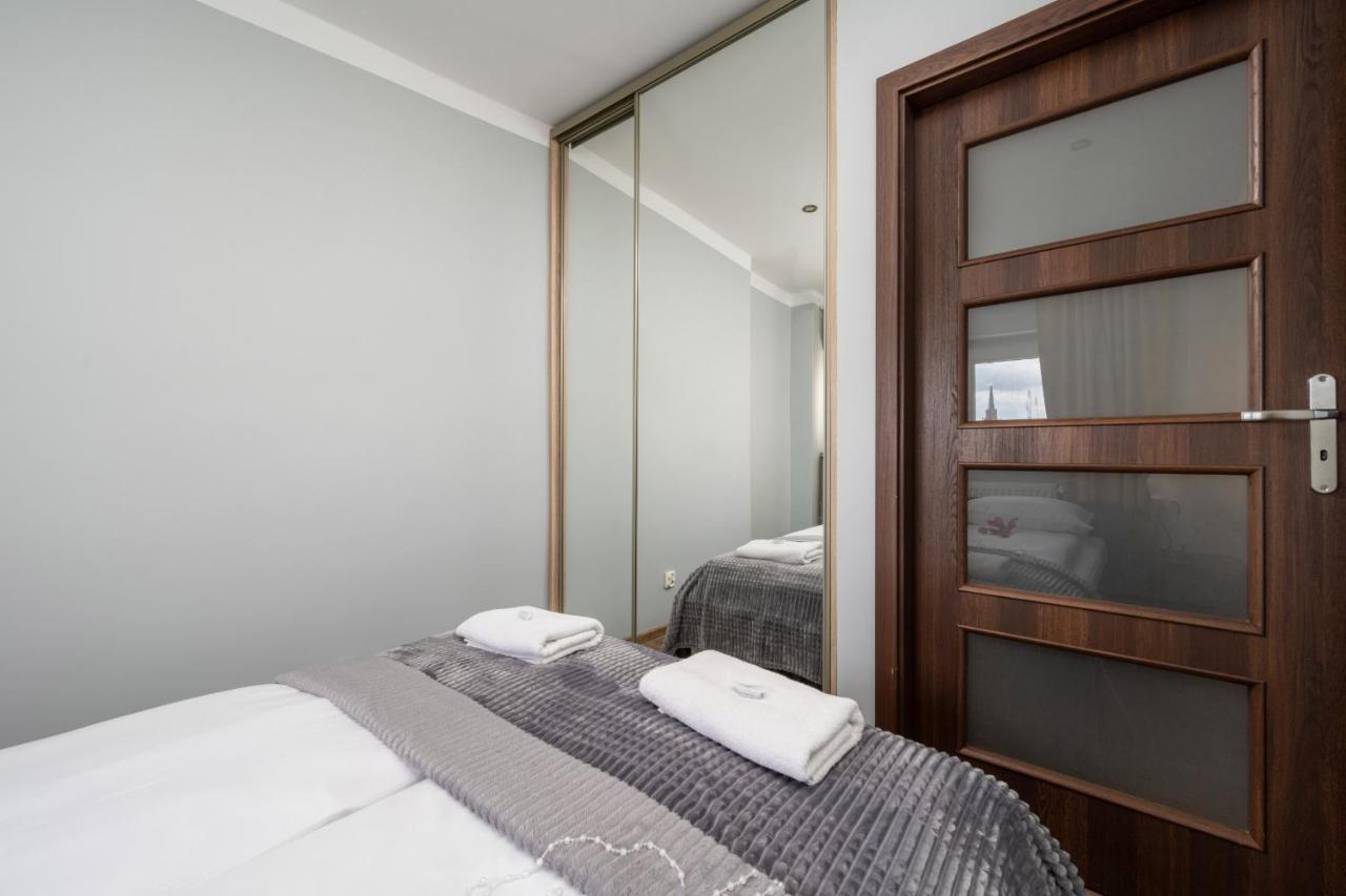 Market Square Corner Apartment Kuznicza By Noclegi Renters Breslavia Esterno foto